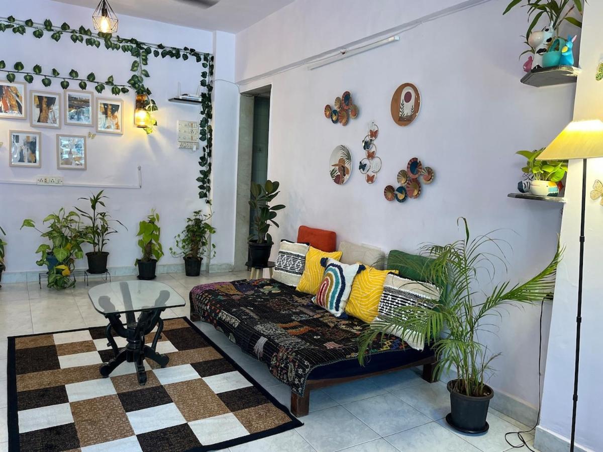 A Cozy & Peaceful Entire 1Bhk House Near The Beach Apartment Mumbai Exterior photo